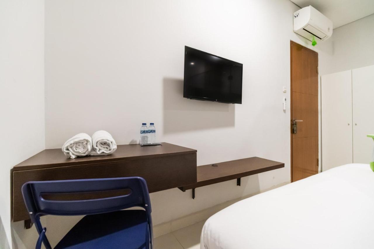 Urbanview Hotel Casa Kota Mangga Besar Jakarta Ngoại thất bức ảnh