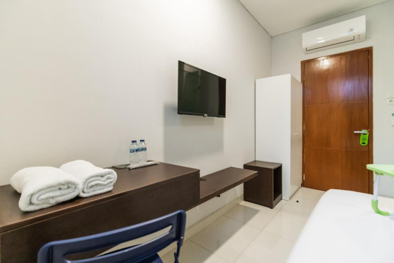 Urbanview Hotel Casa Kota Mangga Besar Jakarta Ngoại thất bức ảnh
